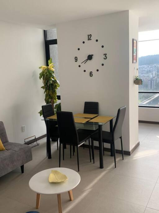 Confort Suite La Carolina Κίτο Εξωτερικό φωτογραφία
