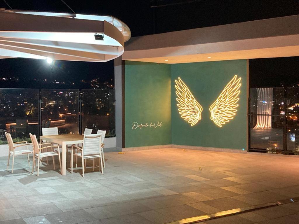 Confort Suite La Carolina Κίτο Εξωτερικό φωτογραφία